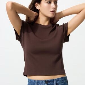 Uniqlo Women’s Black and Brown Mini T-Shirt 2-Pack